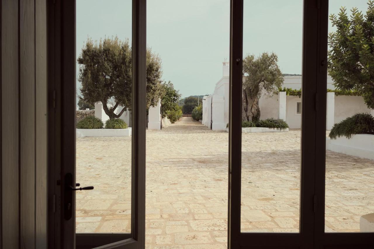 Masseria Le Carrube Ostuni Εξωτερικό φωτογραφία