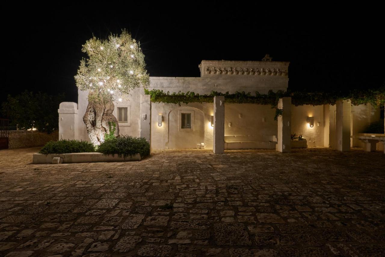 Masseria Le Carrube Ostuni Εξωτερικό φωτογραφία